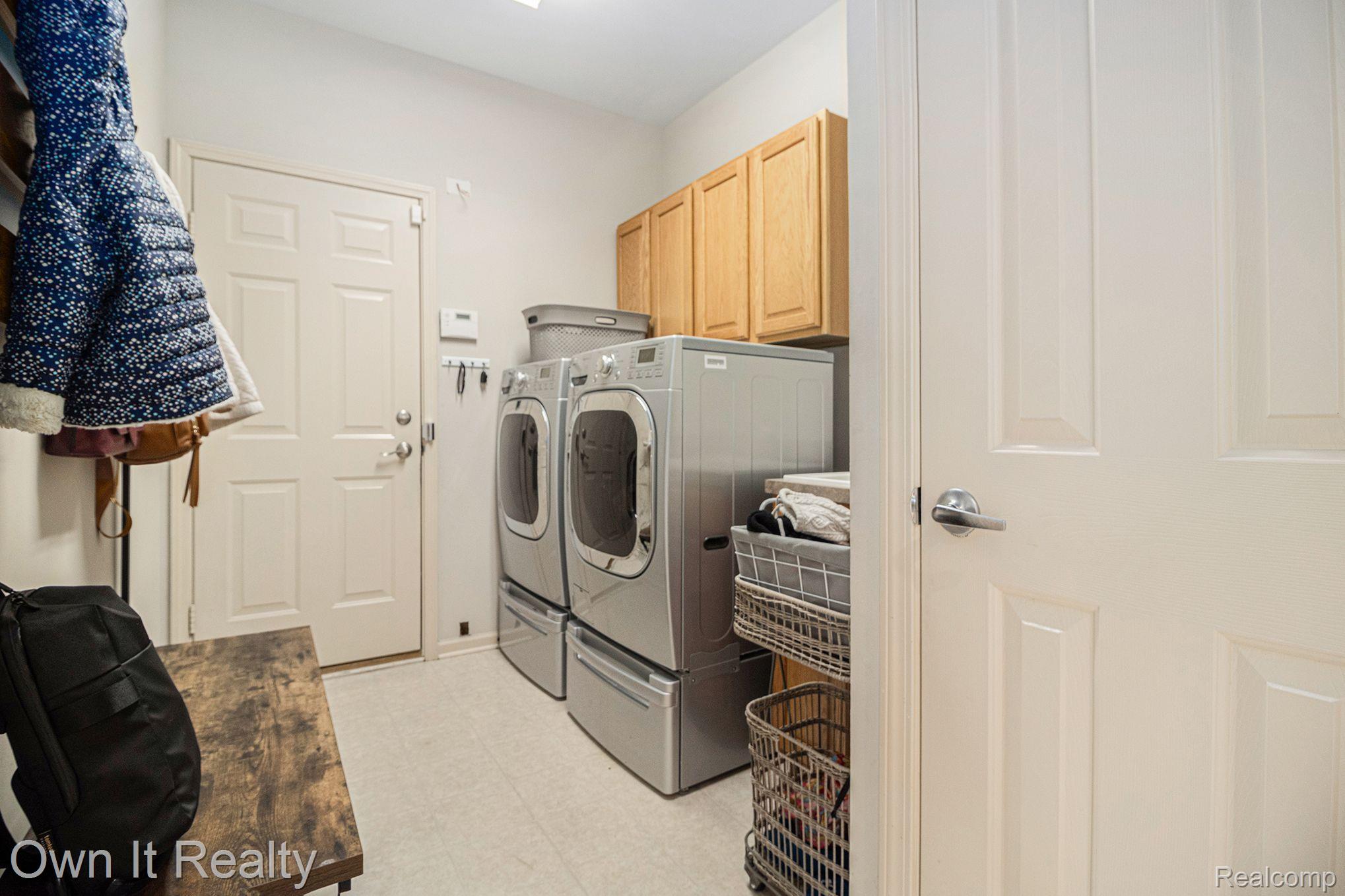 1720 Trinity Road Canton, MI 48187 - Photo 21 of 41 Gallery Image 21