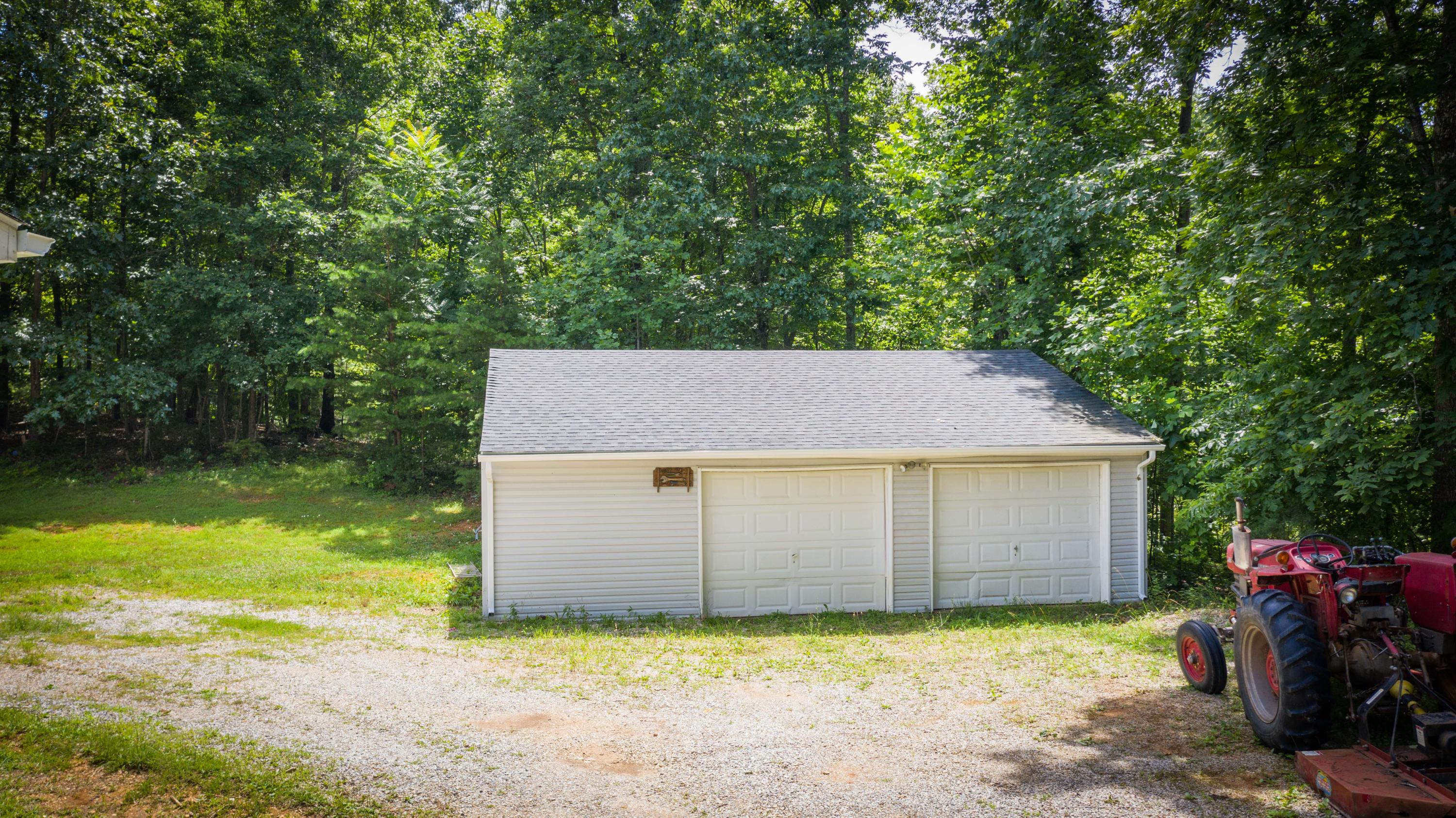 195 Ross-Ford Road Buchanan, VA 24066 - Photo 14 of 21 Detached Garage