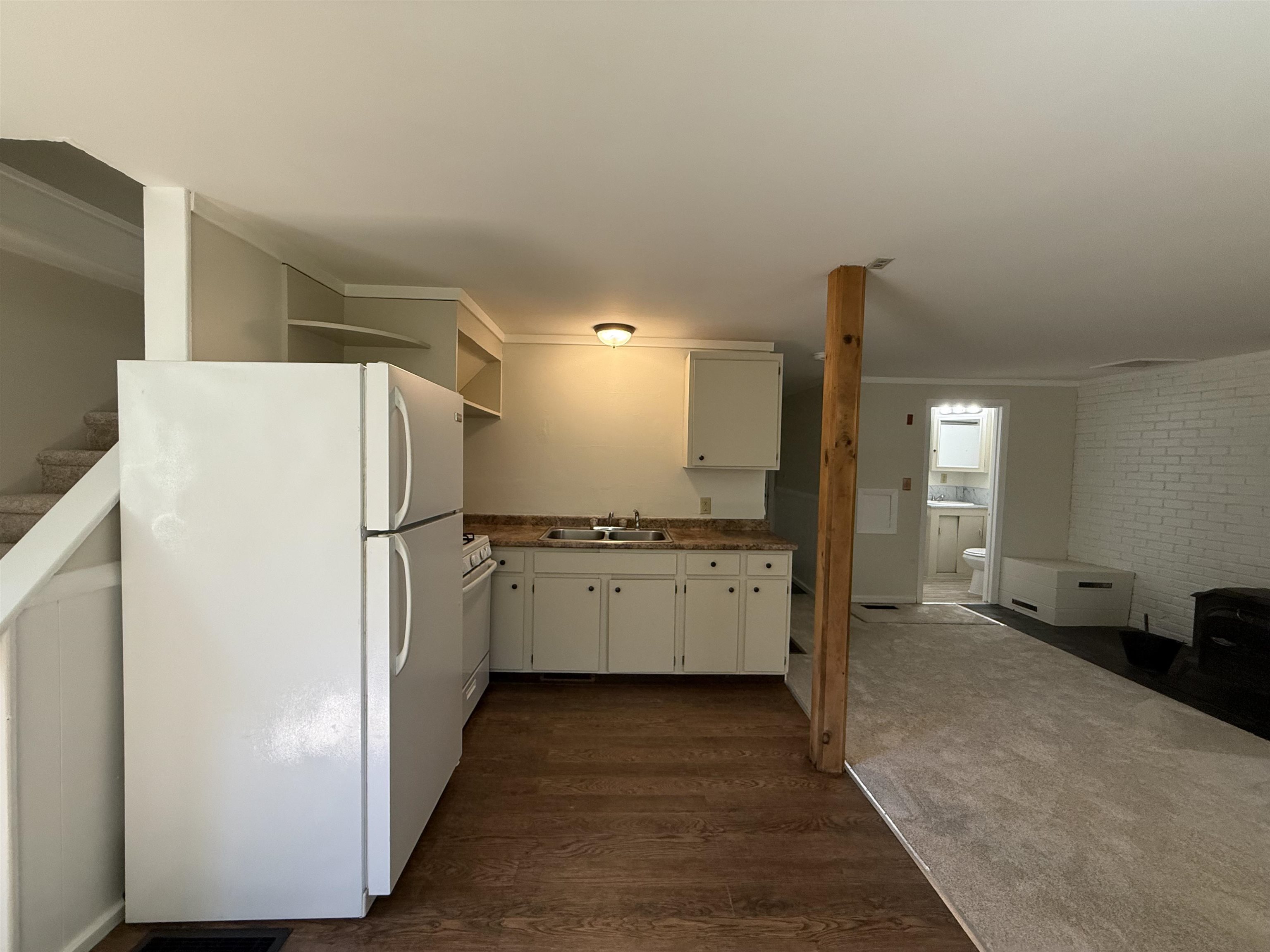 75 Whitney Road Springfield, VT 05156 - Photo 4 of 22