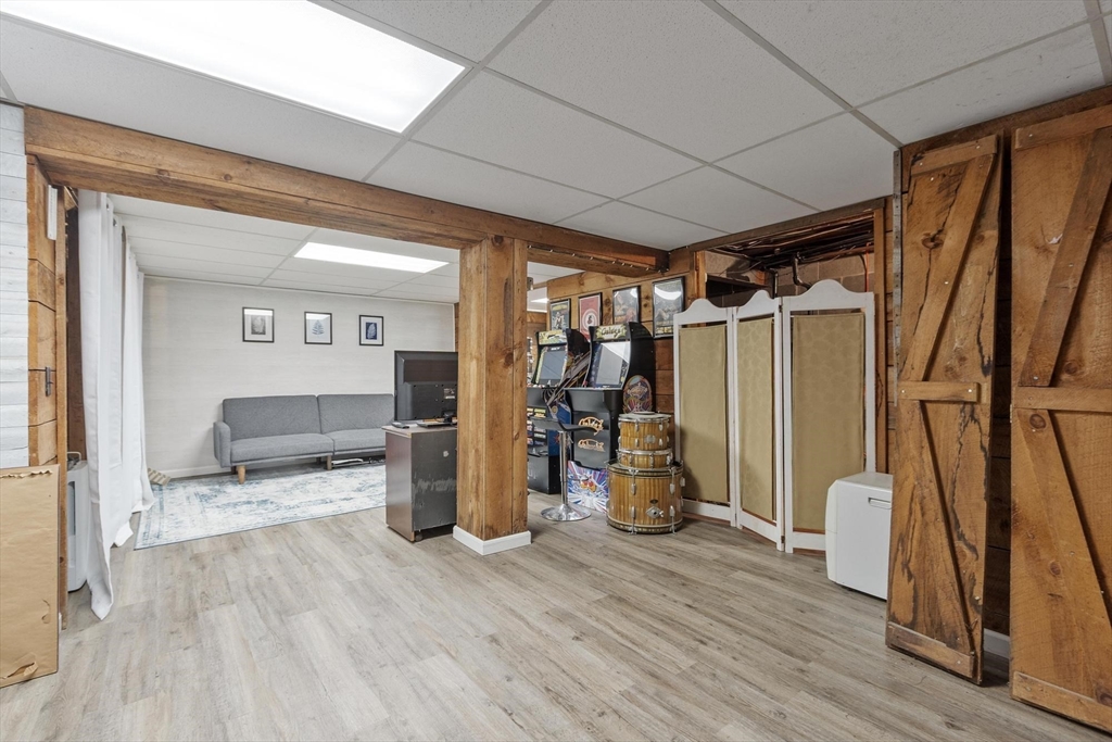 33 Eastford Road Auburn, MA 01501 - Photo 15 of 30