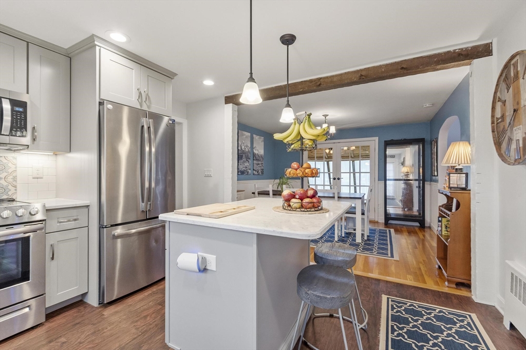 33 Eastford Road Auburn, MA 01501 - Photo 4 of 30