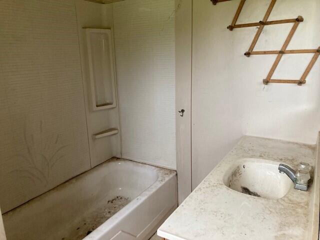 2230 Anderson Creek Road Talent, OR 97540 - Photo 11 of 27 2230 Anderson Creek - Pic 13
