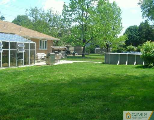 148 Dunhams Corner Road East Brunswick, NJ 08816 - Photo 3 of 8 Gallery Image 3