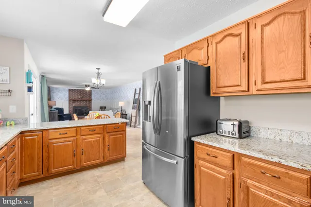 $575,000 | 5 Camelot Court, Fredericksburg, VA 22405