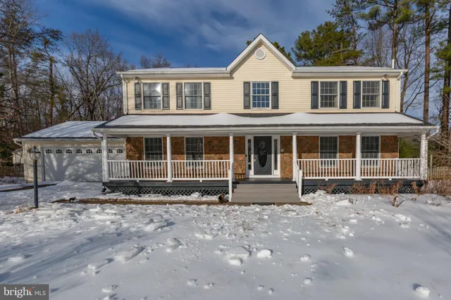 $575,000 | 5 Camelot Court, Fredericksburg, VA 22405