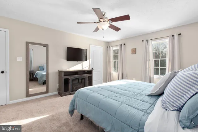 $575,000 | 5 Camelot Court, Fredericksburg, VA 22405