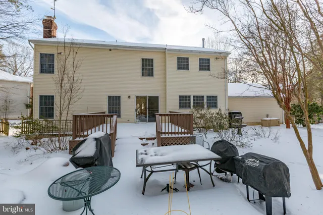 $575,000 | 5 Camelot Court, Fredericksburg, VA 22405