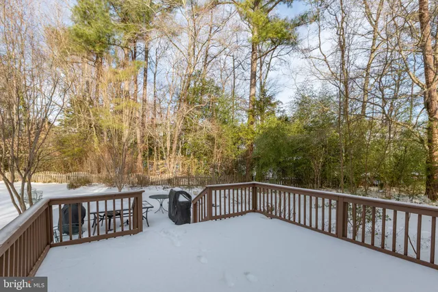 $575,000 | 5 Camelot Court, Fredericksburg, VA 22405