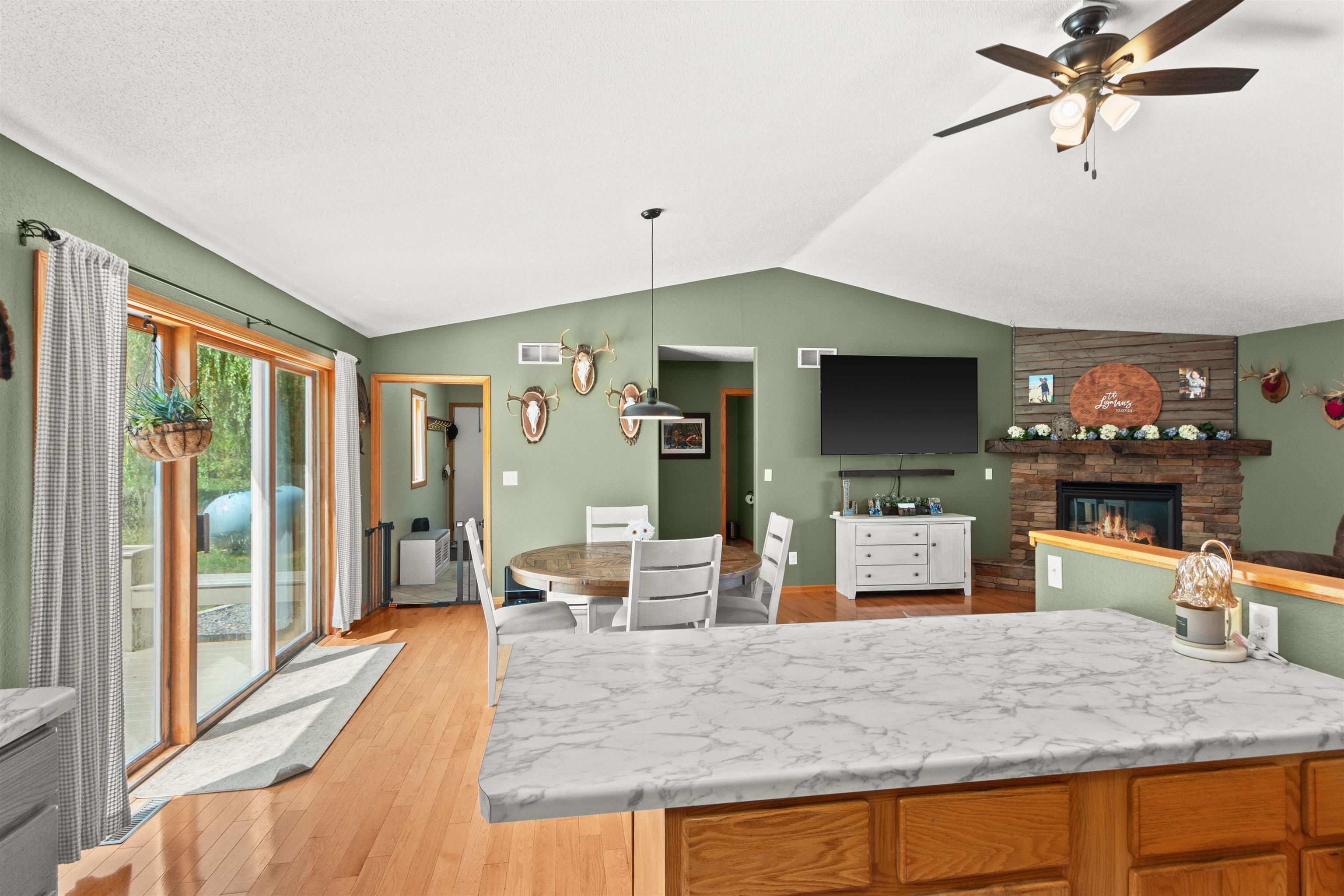 8055 County Rd Z Custer, WI 54423 - Photo 9 of 60 Gallery Image 9