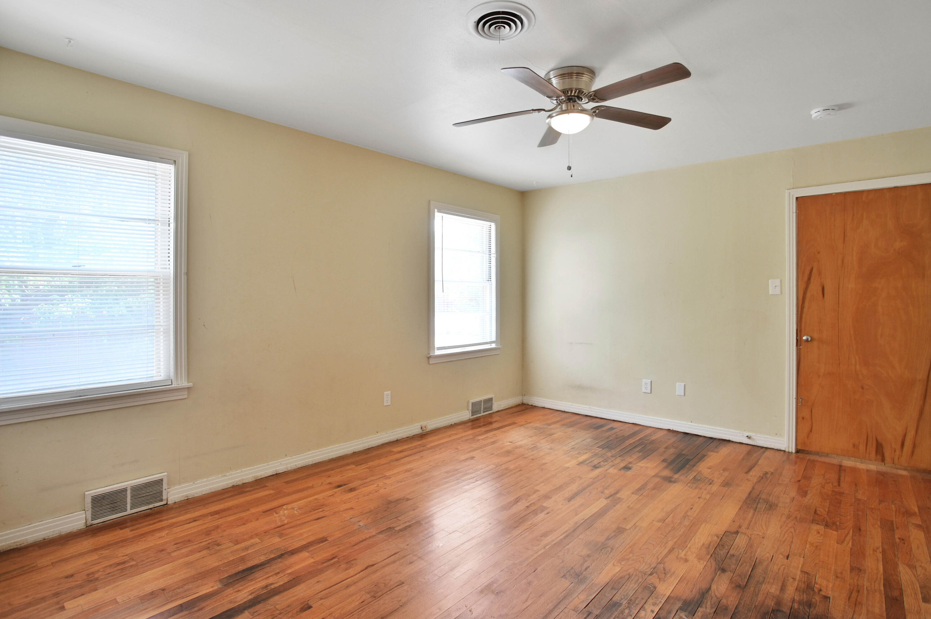 3501 26th Street Lubbock, TX 79410 - Photo 20 of 39 DSC_6328