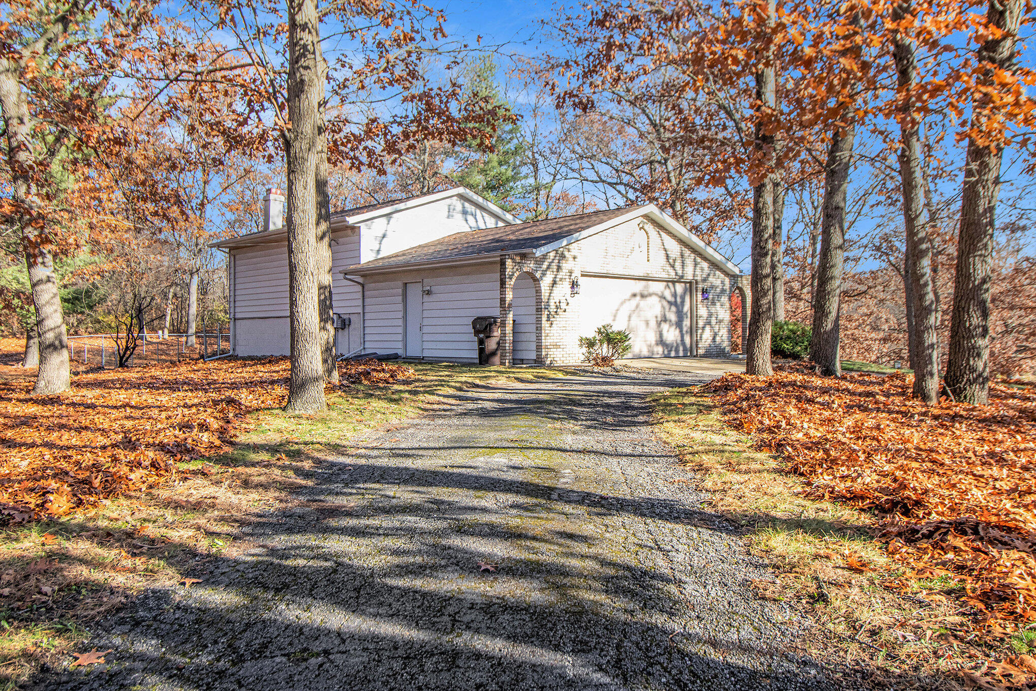11404 Chateau Lane Demotte, IN 46310 - Photo 18 of 22 2038x1359