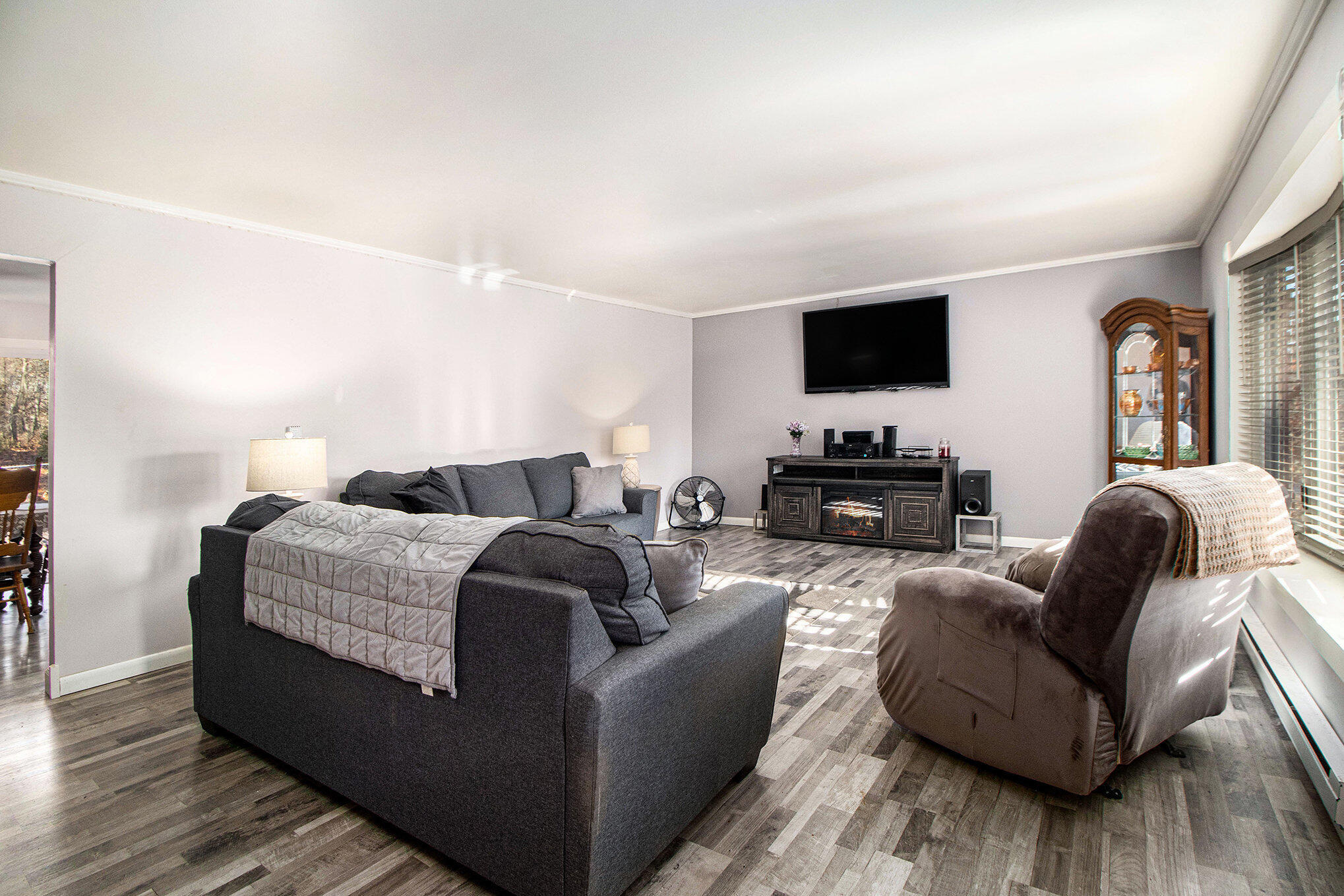 11404 Chateau Lane Demotte, IN 46310 - Photo 8 of 22 2038x1359