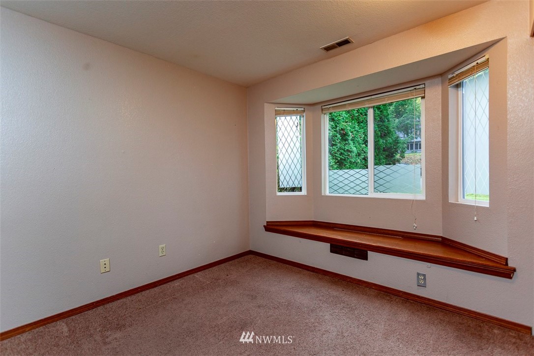 16701 3rd Drive Southeast Bothell, WA 98012 - Photo 7 of 19 Gallery Image 7