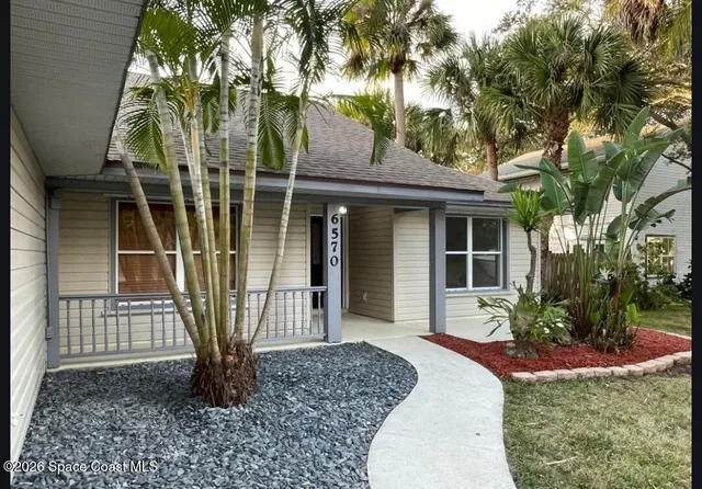 $595,000 | 6570 Floridana Avenue, Melbourne Beach, FL 32951
