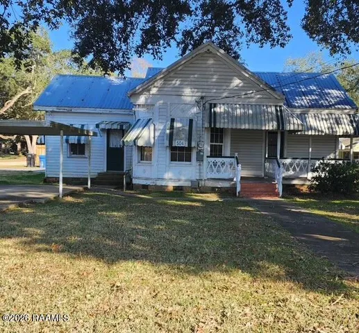 $129,900 | 504 North Main Street, Loreauville, LA 70552