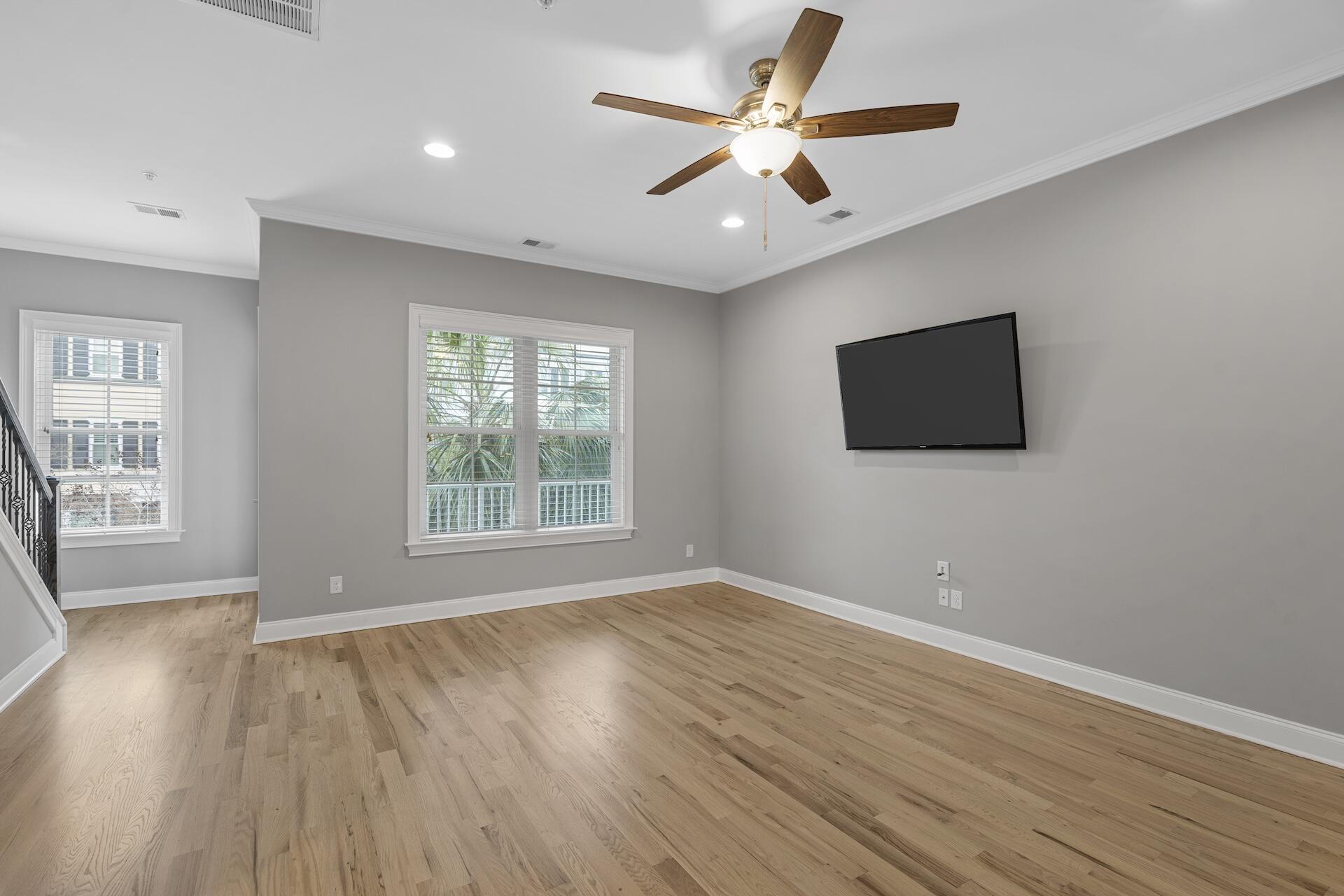 656 Coleman Boulevard, Unit 202 Mount Pleasant, SC 29464 - Photo 11 of 33 SDH08433