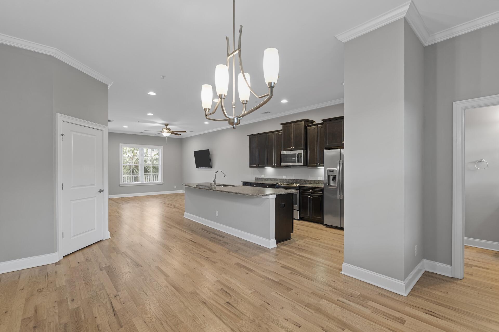 656 Coleman Boulevard, Unit 202 Mount Pleasant, SC 29464 - Photo 14 of 33 SDH08448