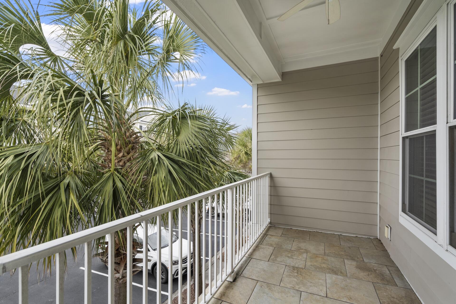 656 Coleman Boulevard, Unit 202 Mount Pleasant, SC 29464 - Photo 15 of 33 SDH08480