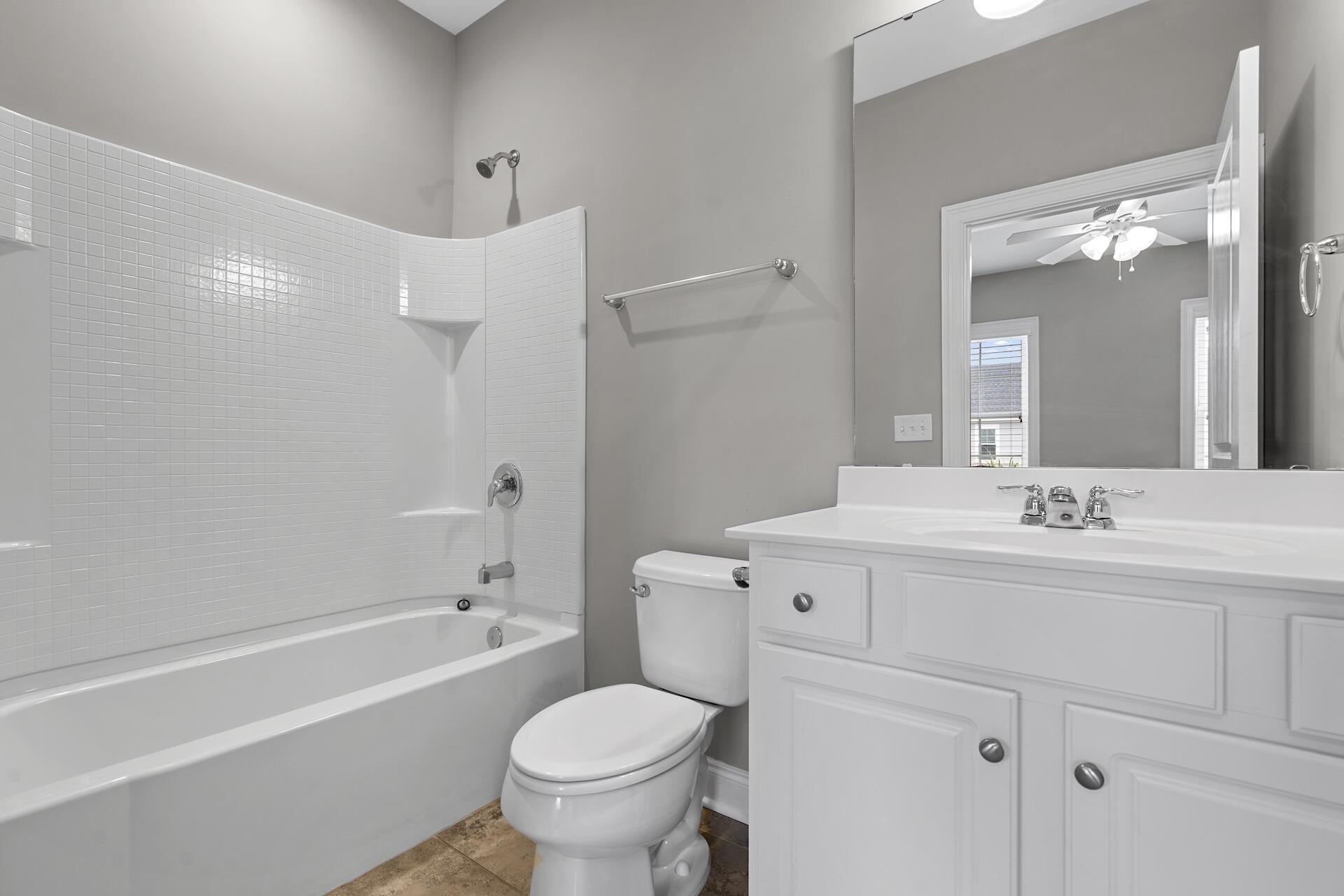 656 Coleman Boulevard, Unit 202 Mount Pleasant, SC 29464 - Photo 26 of 33 SDH08454