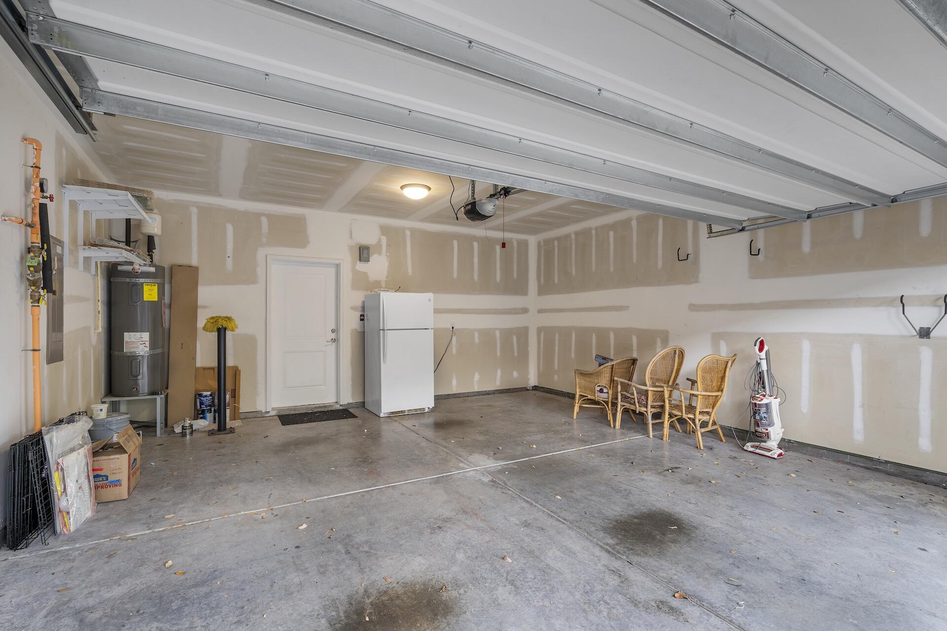 656 Coleman Boulevard, Unit 202 Mount Pleasant, SC 29464 - Photo 30 of 33 SDH08486