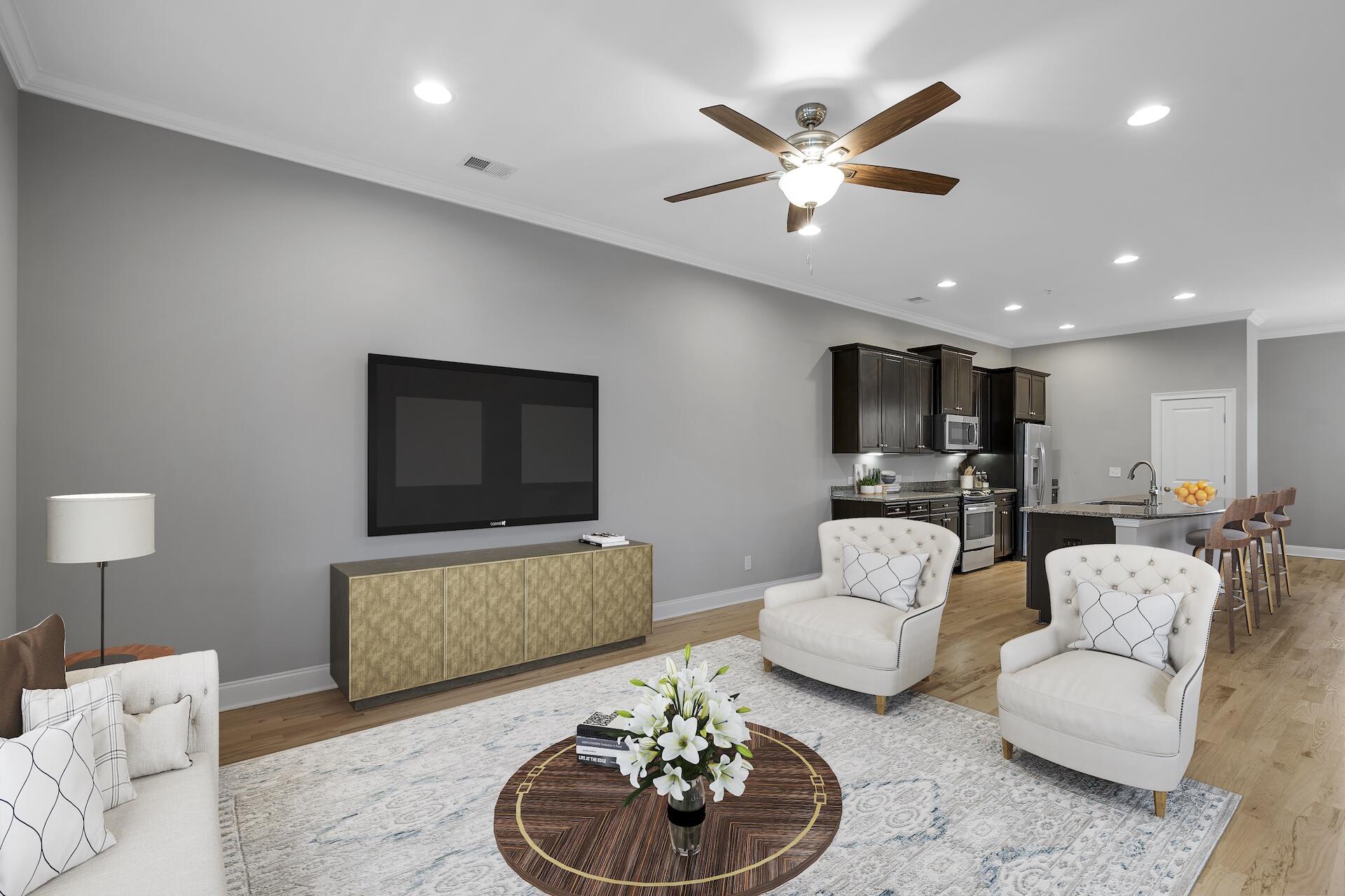 656 Coleman Boulevard, Unit 202 Mount Pleasant, SC 29464 - Photo 4 of 33 Family_Final