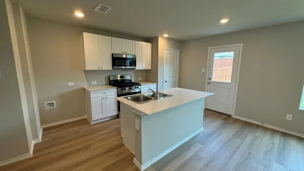 $274,990 | 5556 Corduroy Road, Krum, TX 76249