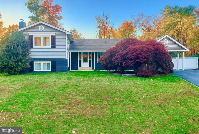 $999,990 | 4816 Dodson Drive, Annandale, VA 22003