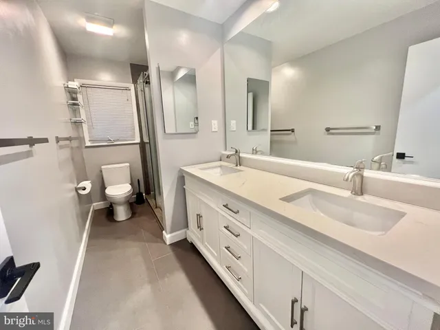 $999,990 | 4816 Dodson Drive, Annandale, VA 22003