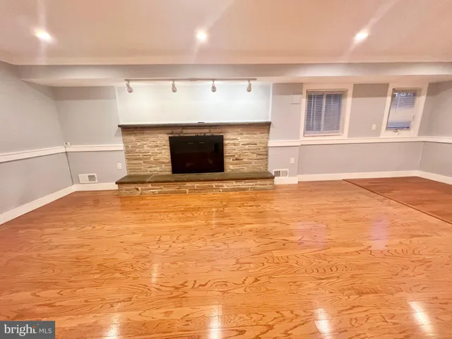 $999,990 | 4816 Dodson Drive, Annandale, VA 22003