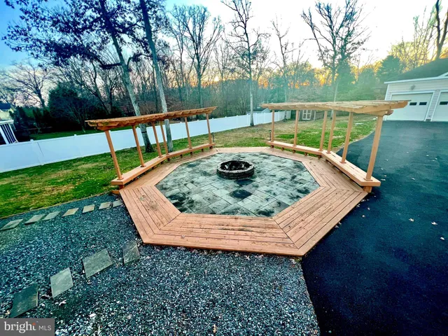 $999,990 | 4816 Dodson Drive, Annandale, VA 22003