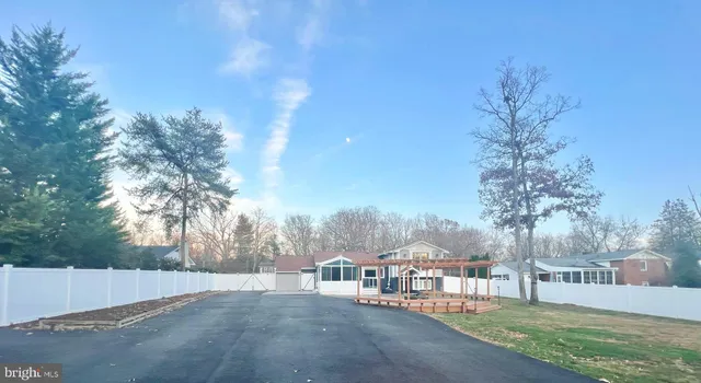 $999,990 | 4816 Dodson Drive, Annandale, VA 22003