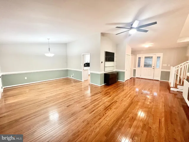 $999,990 | 4816 Dodson Drive, Annandale, VA 22003