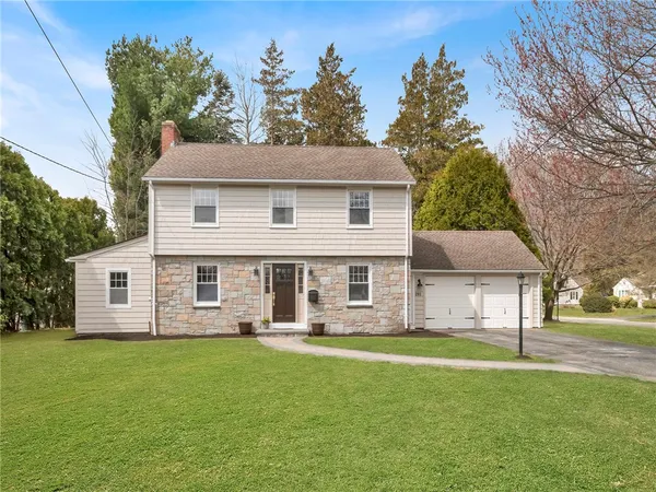 $824,900 | 281 Spring Green Road, Warwick, RI 02888