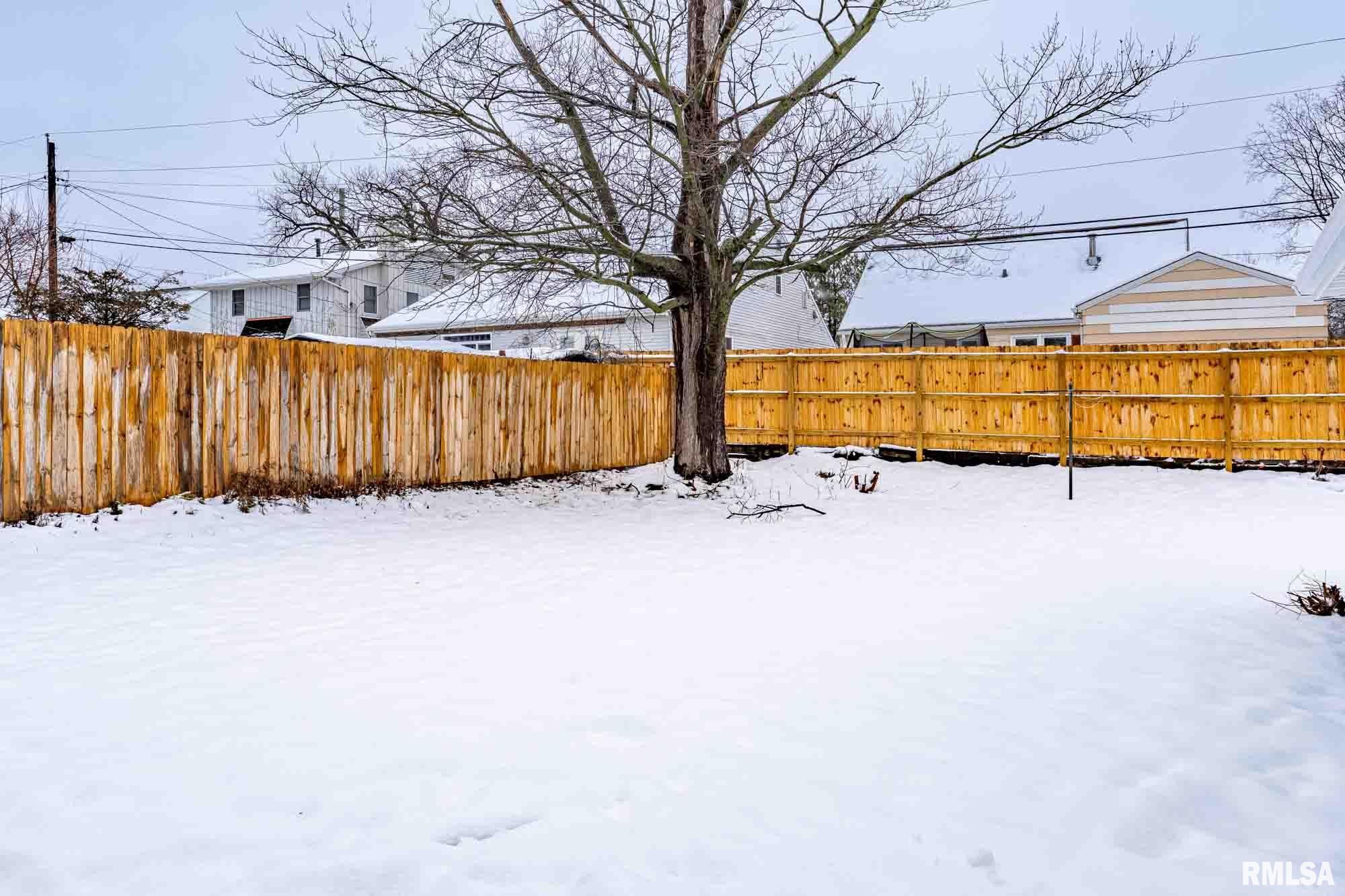 4230 North Wycliffe Road Peoria, IL 61614 - Photo 17 of 21 Gallery Image 17