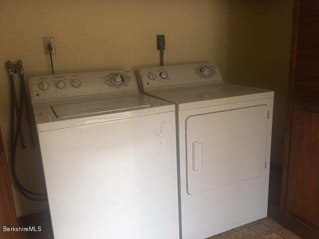 391 W Road Adams, MA 01220 - Photo 5 of 24 Laundry