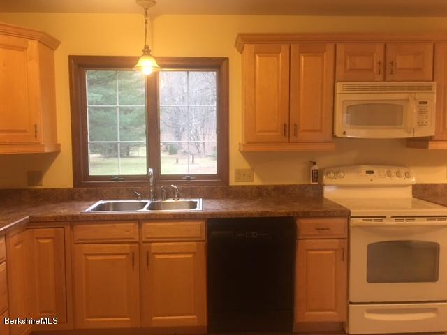 391 W Road Adams, MA 01220 - Photo 10 of 24 Kitchen