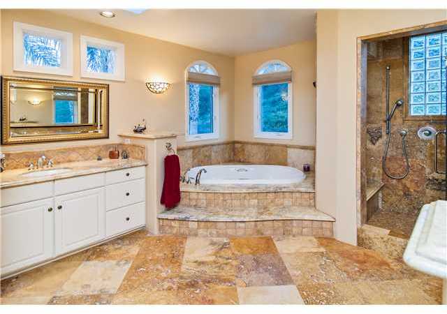 6635 Lago Corte Rancho Santa Fe, CA 92091 - Photo 14 of 25 Master Bath