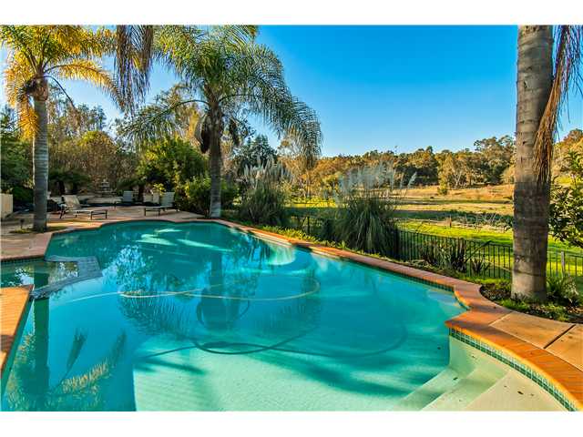 6635 Lago Corte Rancho Santa Fe, CA 92091 - Photo 20 of 25 Pool w/ views