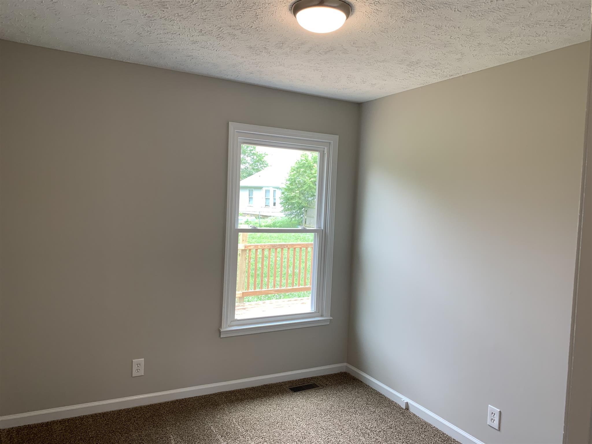 426 Jordan Road Clarksville, TN 37042 - Photo 17 of 22 Gallery Image 17