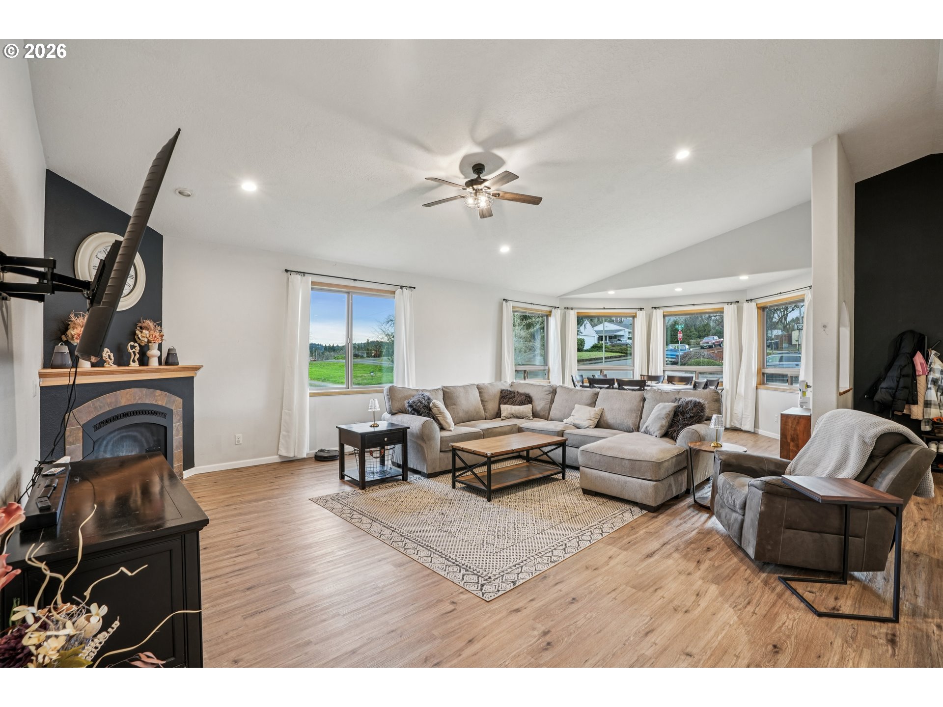 1590 Southwest Hill Street Dallas, OR 97338 - Photo 6 of 32