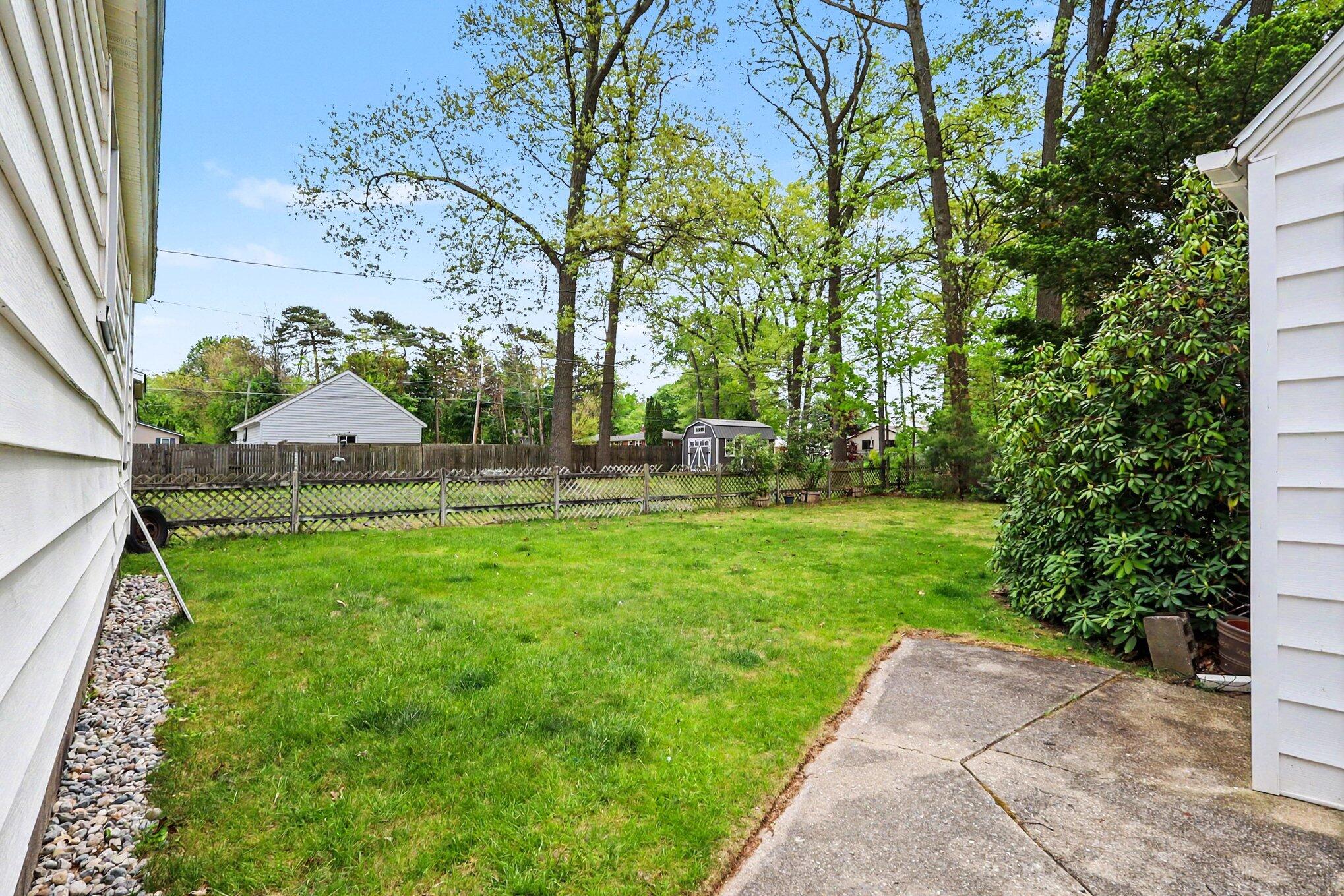 713 East Spring Street Whitehall, MI 49461 - Photo 25 of 25 024_file_9334