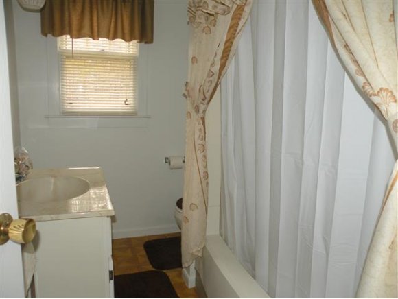 65 Hardy Road Johnson City, NY 13790 - Photo 11 of 14 Gallery Image 11