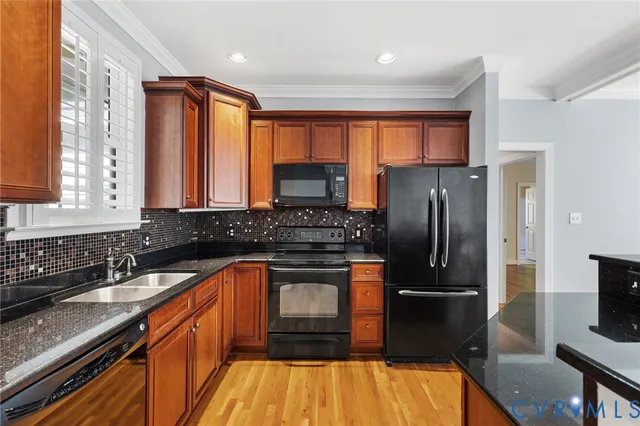 a view of an empty room with empty racks