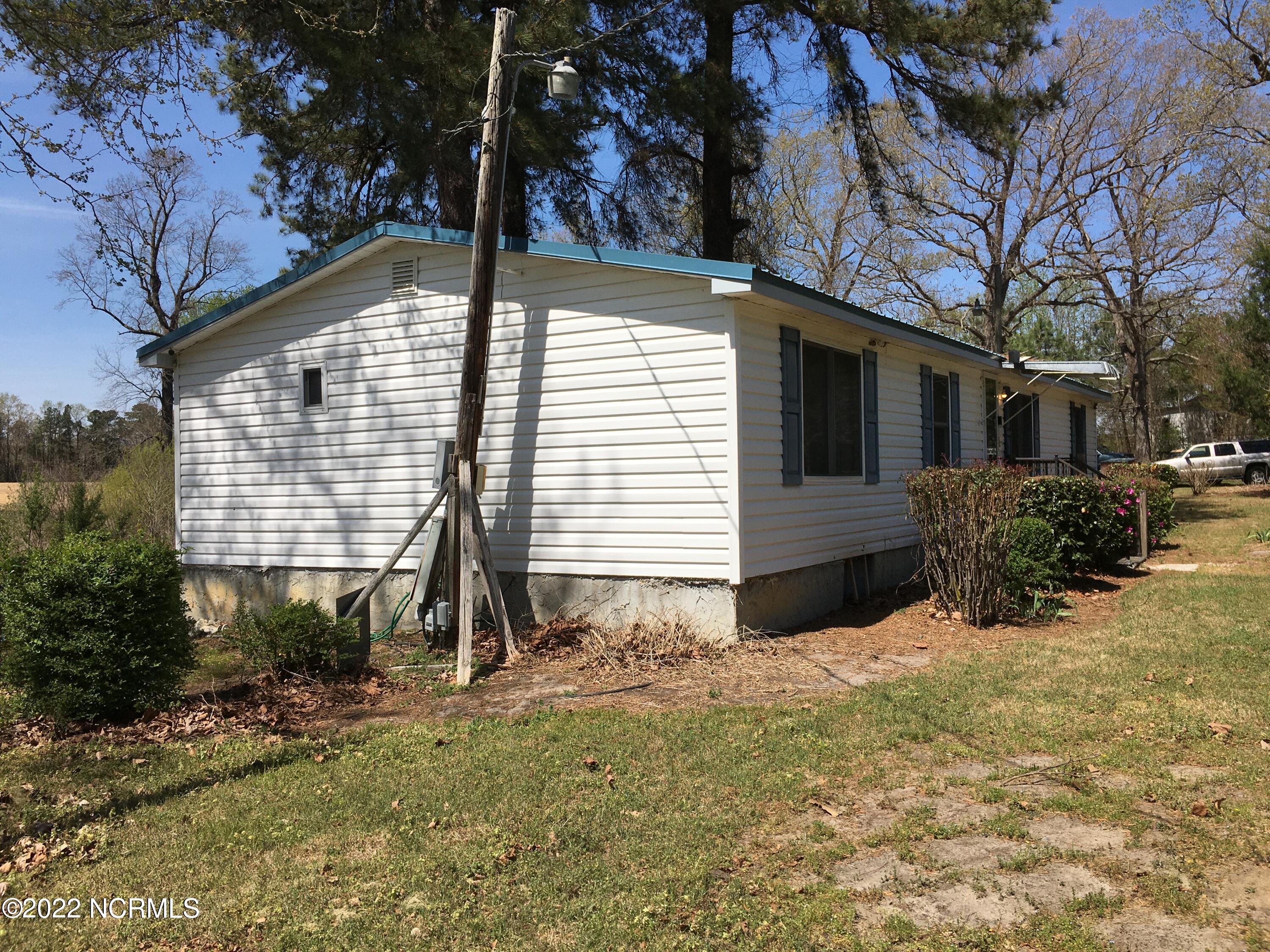 6651 Pine Ridge Road Faison, NC 28341 - Photo 15 of 19 Left end