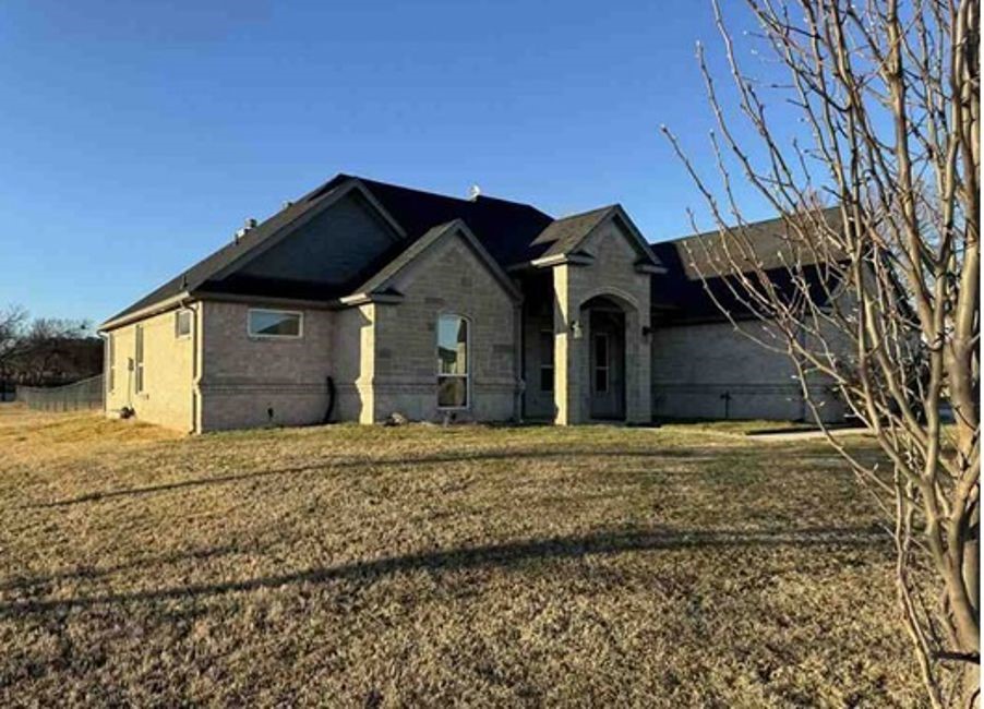 103 Maudy Ln. Lane Springtown, TX 76082 - Photo 2 of 8