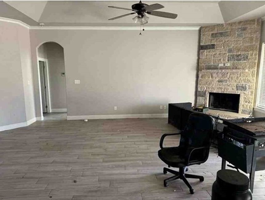 103 Maudy Ln. Lane Springtown, TX 76082 - Photo 4 of 8