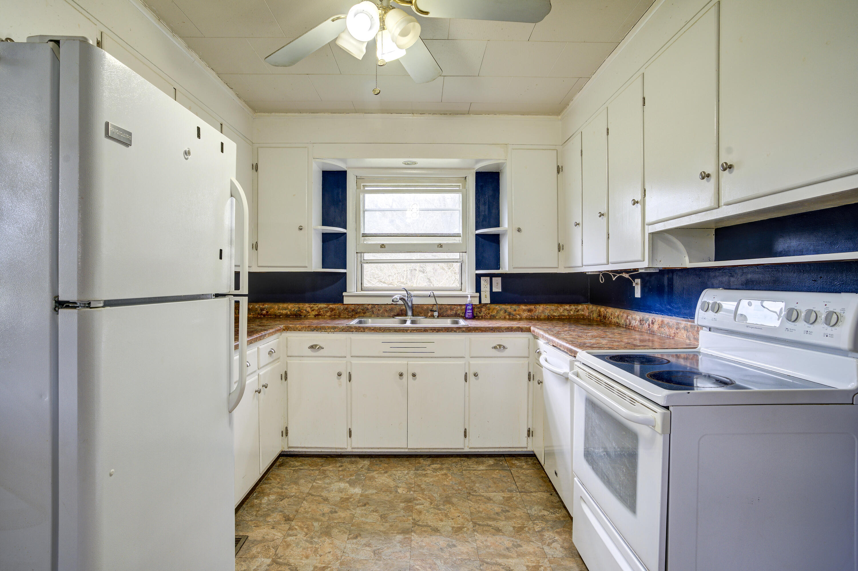 123 Joe Carr Road Johnson City, TN 37601 - Photo 7 of 40 JoeCarr--6