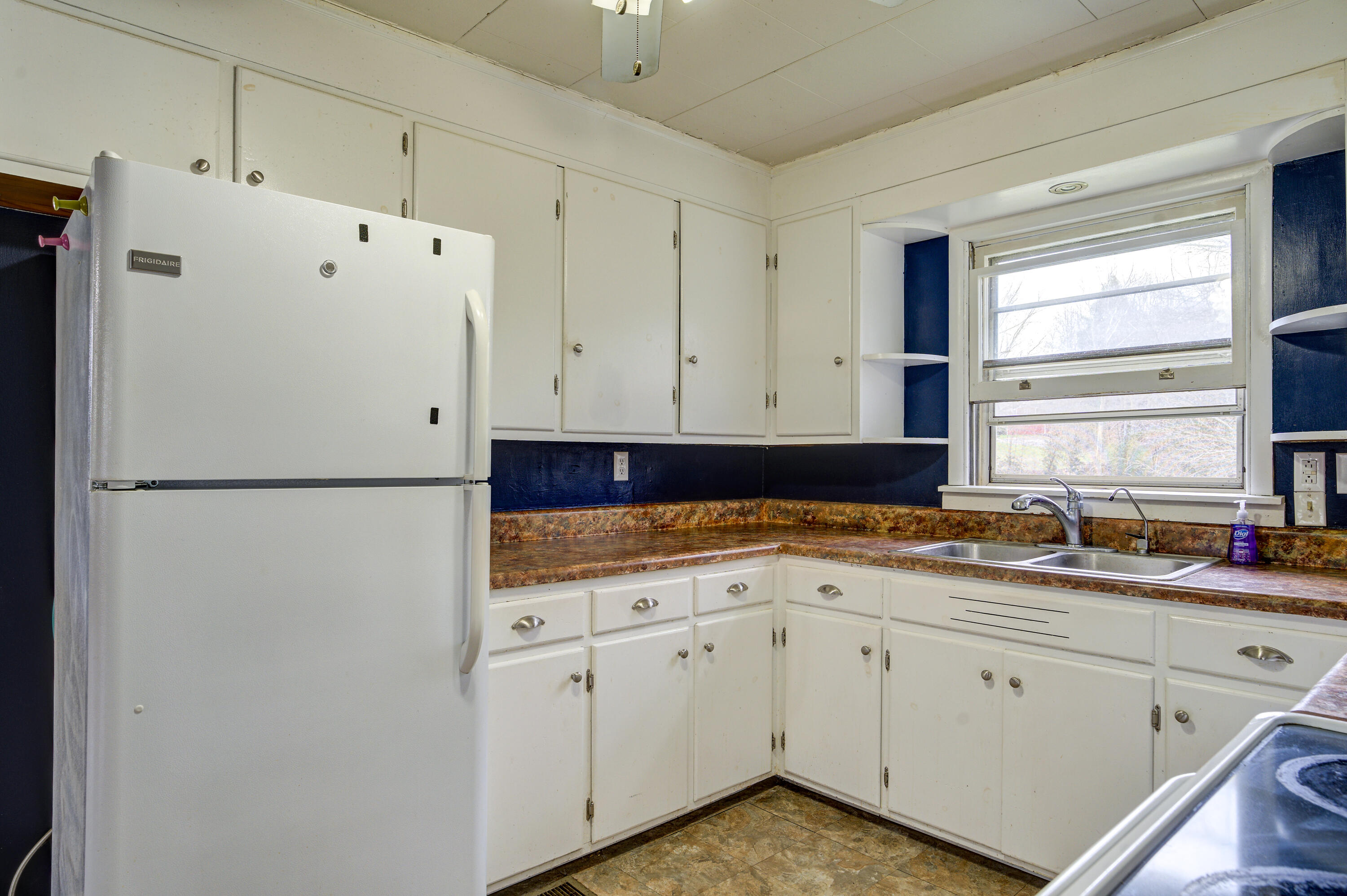 123 Joe Carr Road Johnson City, TN 37601 - Photo 8 of 40 JoeCarr--7