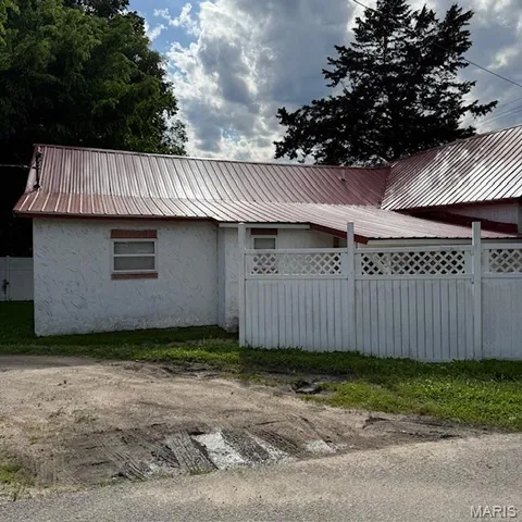 $149,900 | 114 North Street, Waynesville, MO 65583