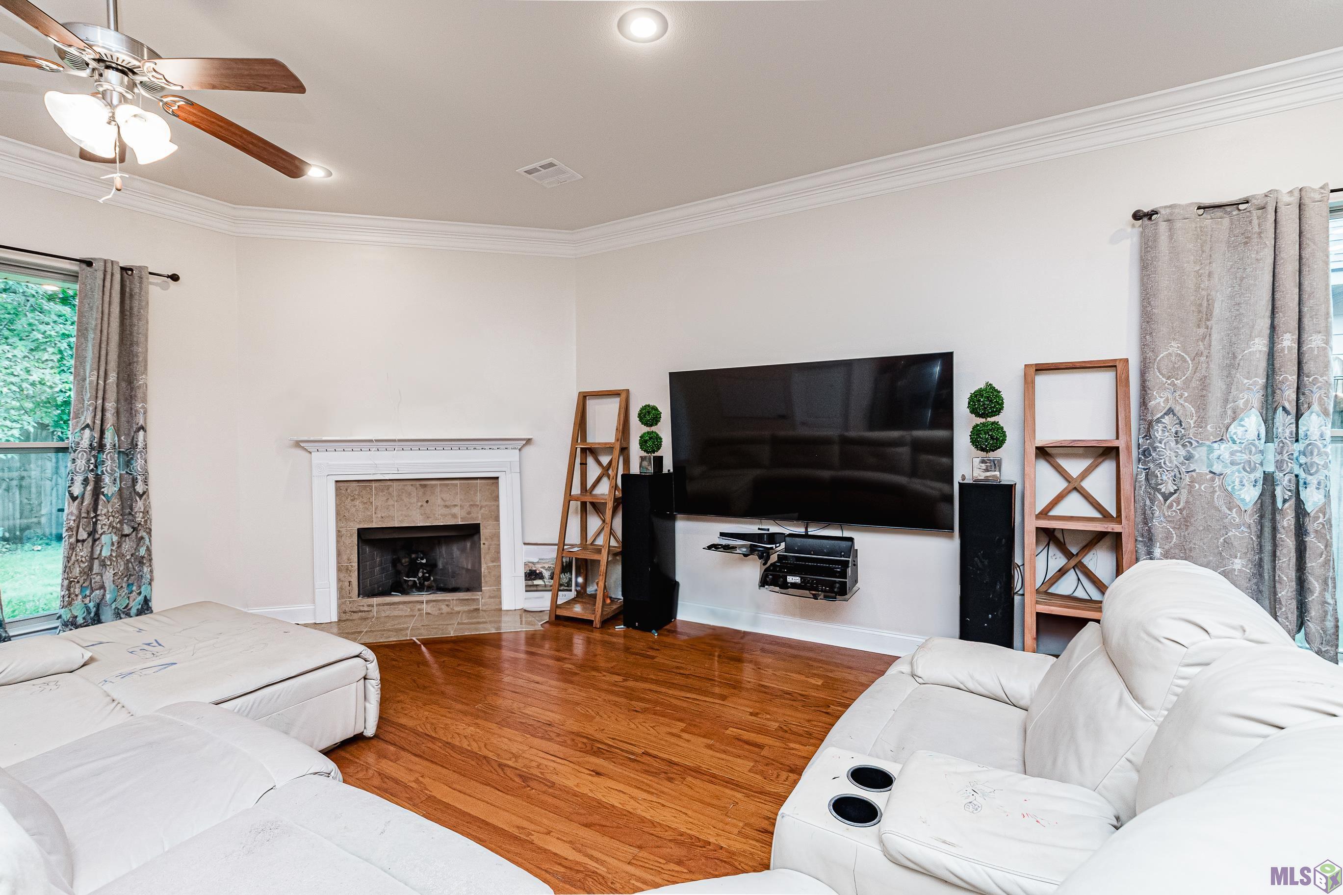 13879 Stone Gate Drive Baton Rouge, LA 70816 - Photo 3 of 15 Gallery Image 3